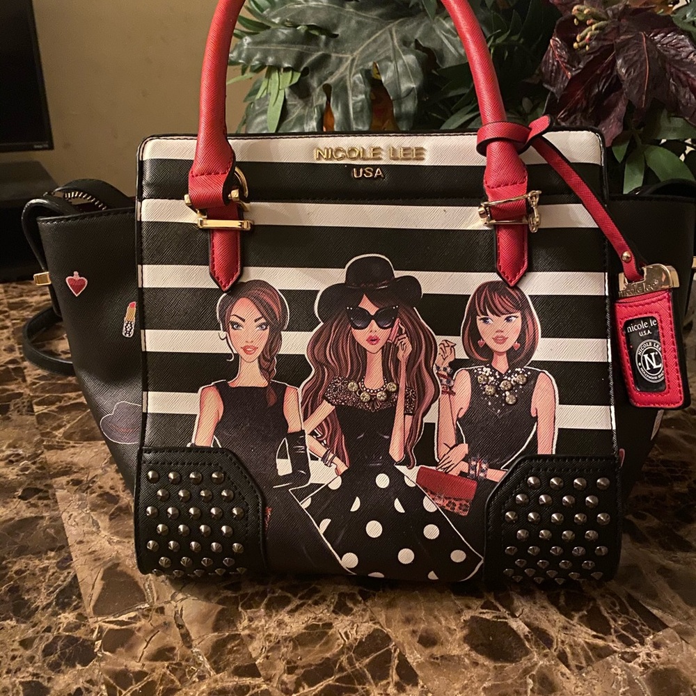 Aww to cute purse